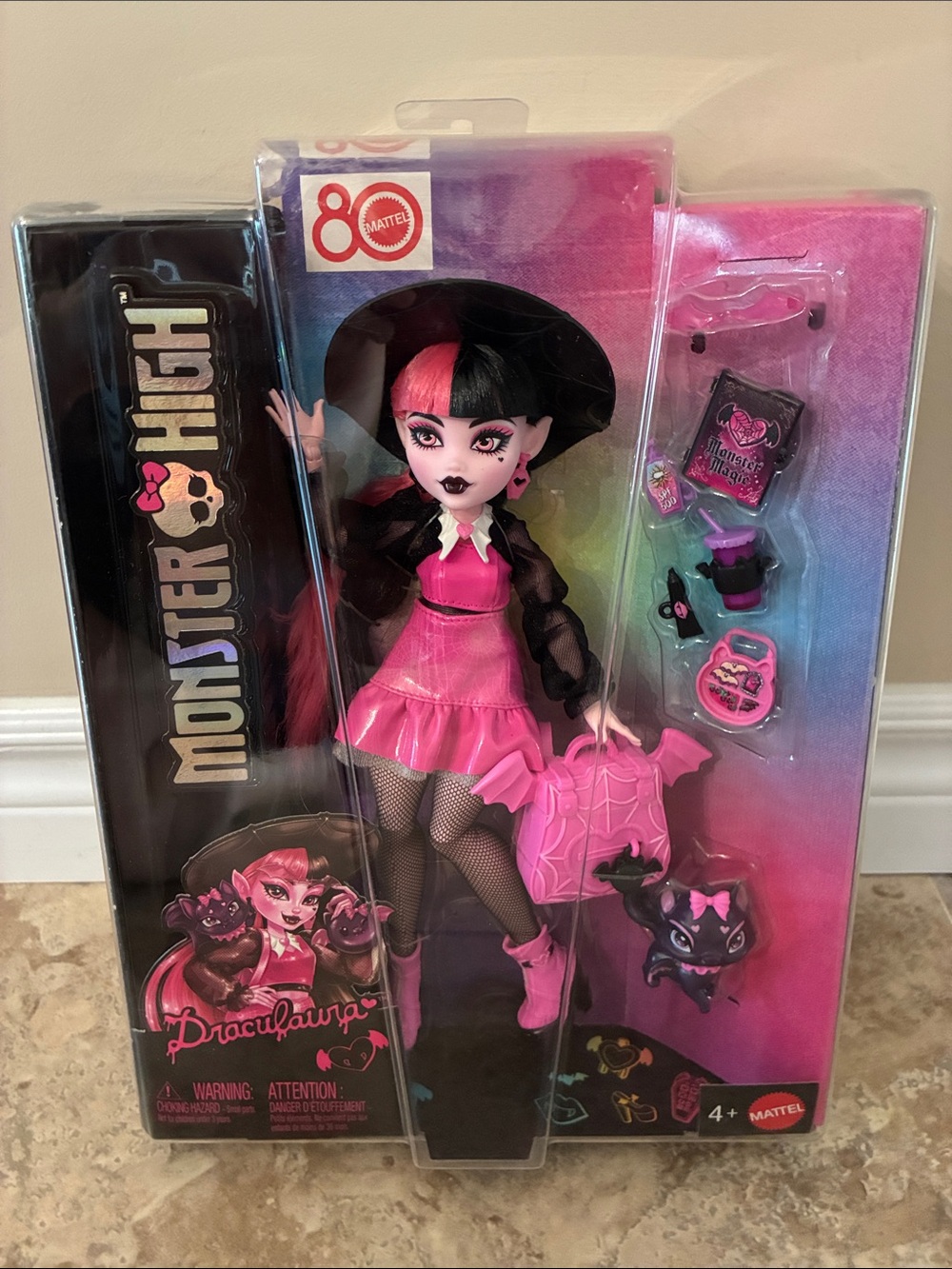 Monster High Draculaua Doll - Pink doll accessories with pet NEW